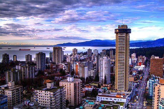 The Empire Landmark Hotel Vancouver Exterior photo